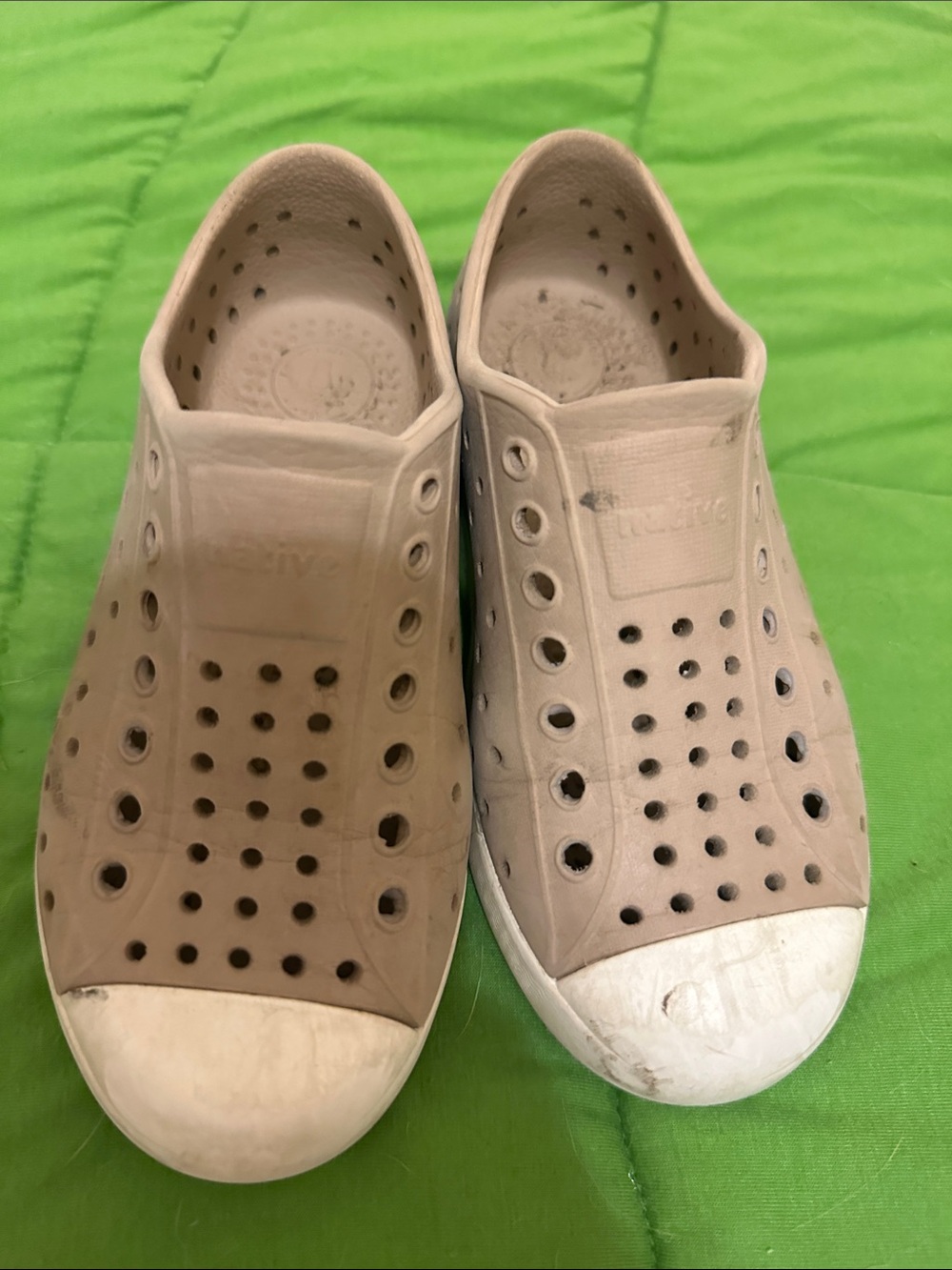 Native Shoes Beige and White Kids Slip-On Sneakers
